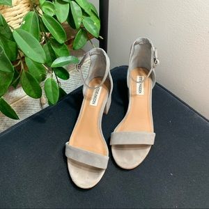 Steve Madden Grey Suede Short Heels